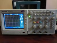Осциллограф цифровой запоминающий Tektronix TDS2022C (демонстрационный)